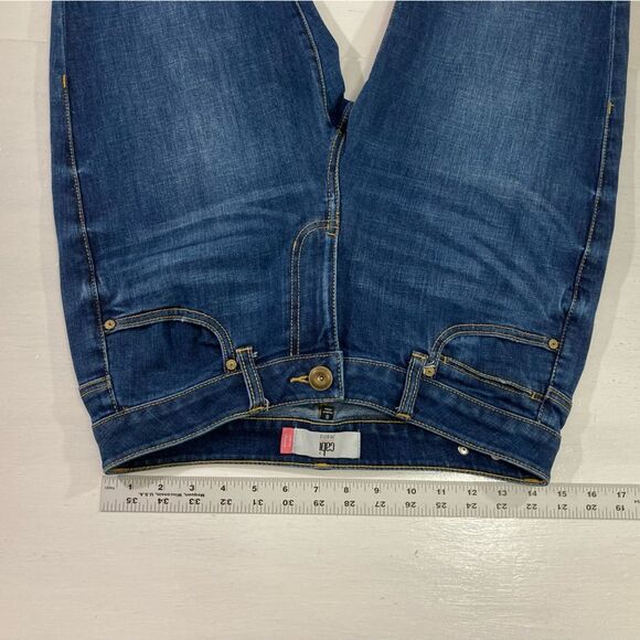 CAbi Jeans Women’s 8 Blue Distressed Denim Curvy Skinny Fit Casual Chic - Picture 9 of 12